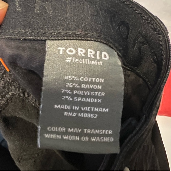 Torrid Sky High Skinny Premium Stretch High-Rise black Jeans 18 short petite - Picture 6 of 15